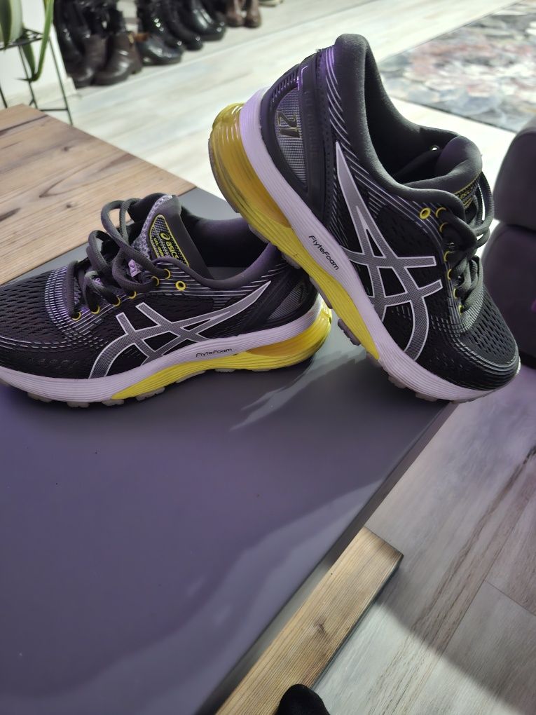 Pantofi sport si elegant