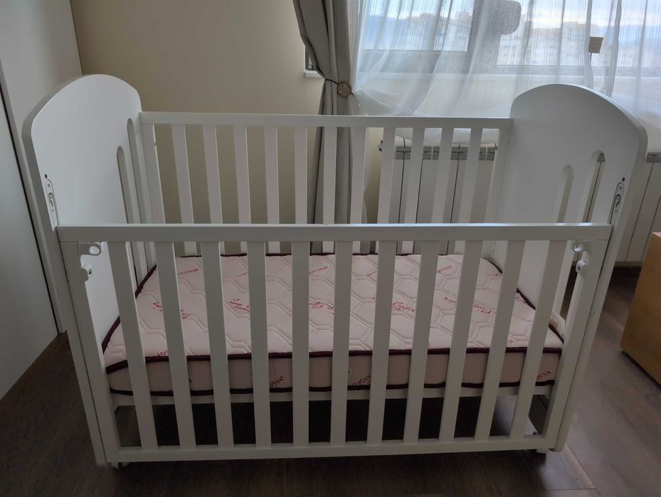 Бебешко легло ВисВиталис Moonet Cuna11 матрак Магнифлекс Pierrе Cardin