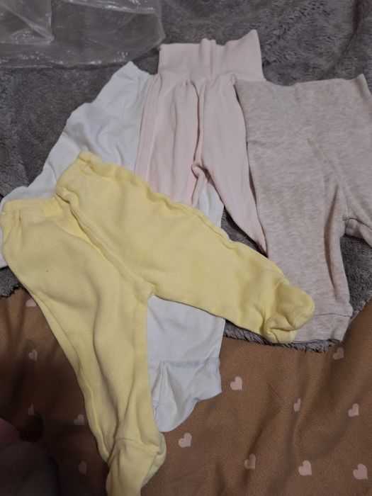 Продавам бебешки ританки за новородено