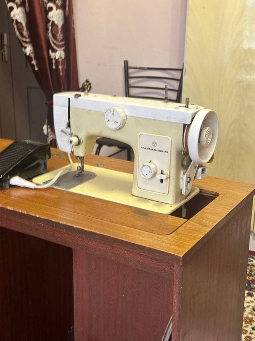 Tikuv mashinasi чайка 132 м