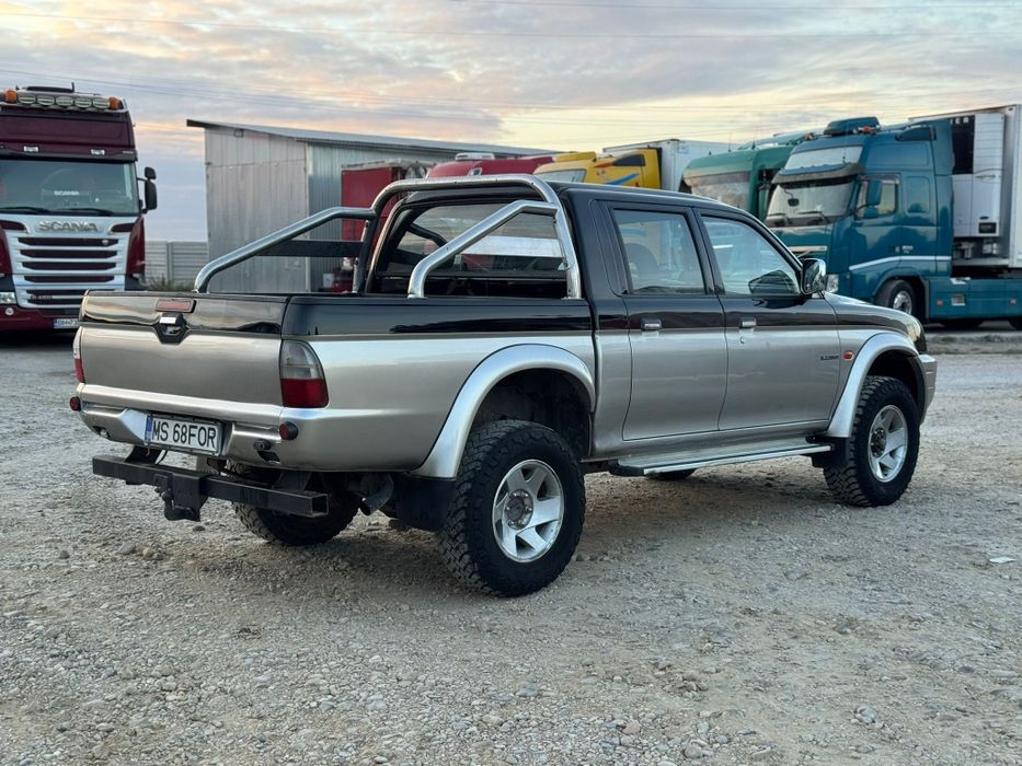 Mitsubishi L 200 4x4 climatronic Diferitial blocabil nic