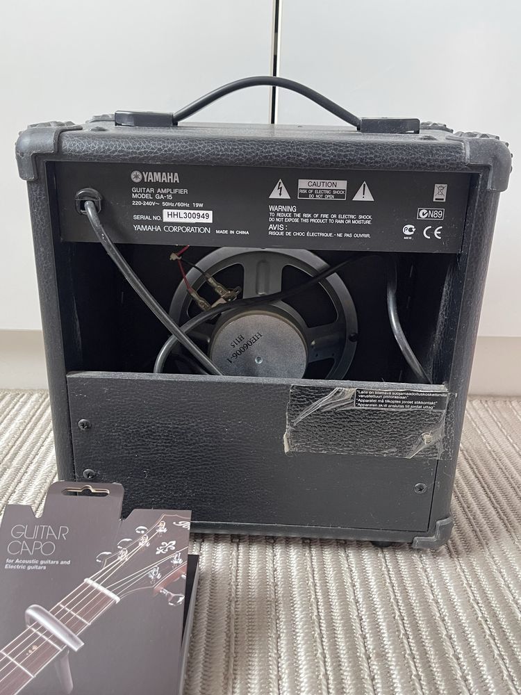 Chitara electrica YAMAHA cu amplificator si accesorii