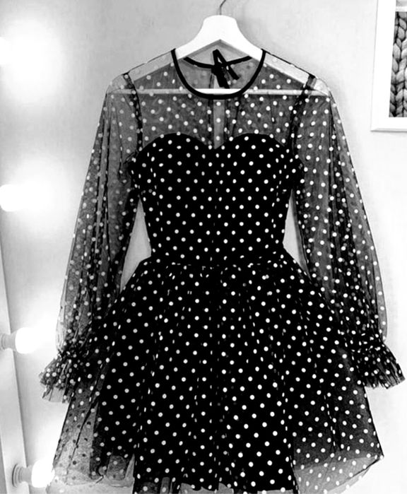 Продам    платье