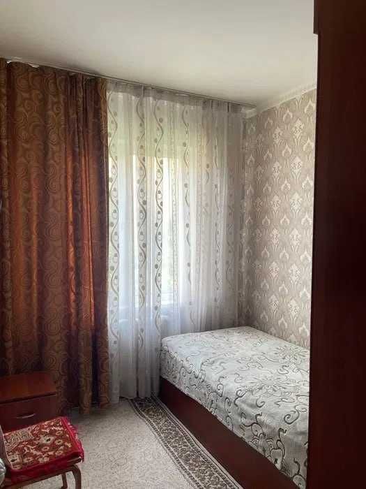 Medgorodok 4 xona sotiladi srochna. Медгородок 4 комнатная квартира