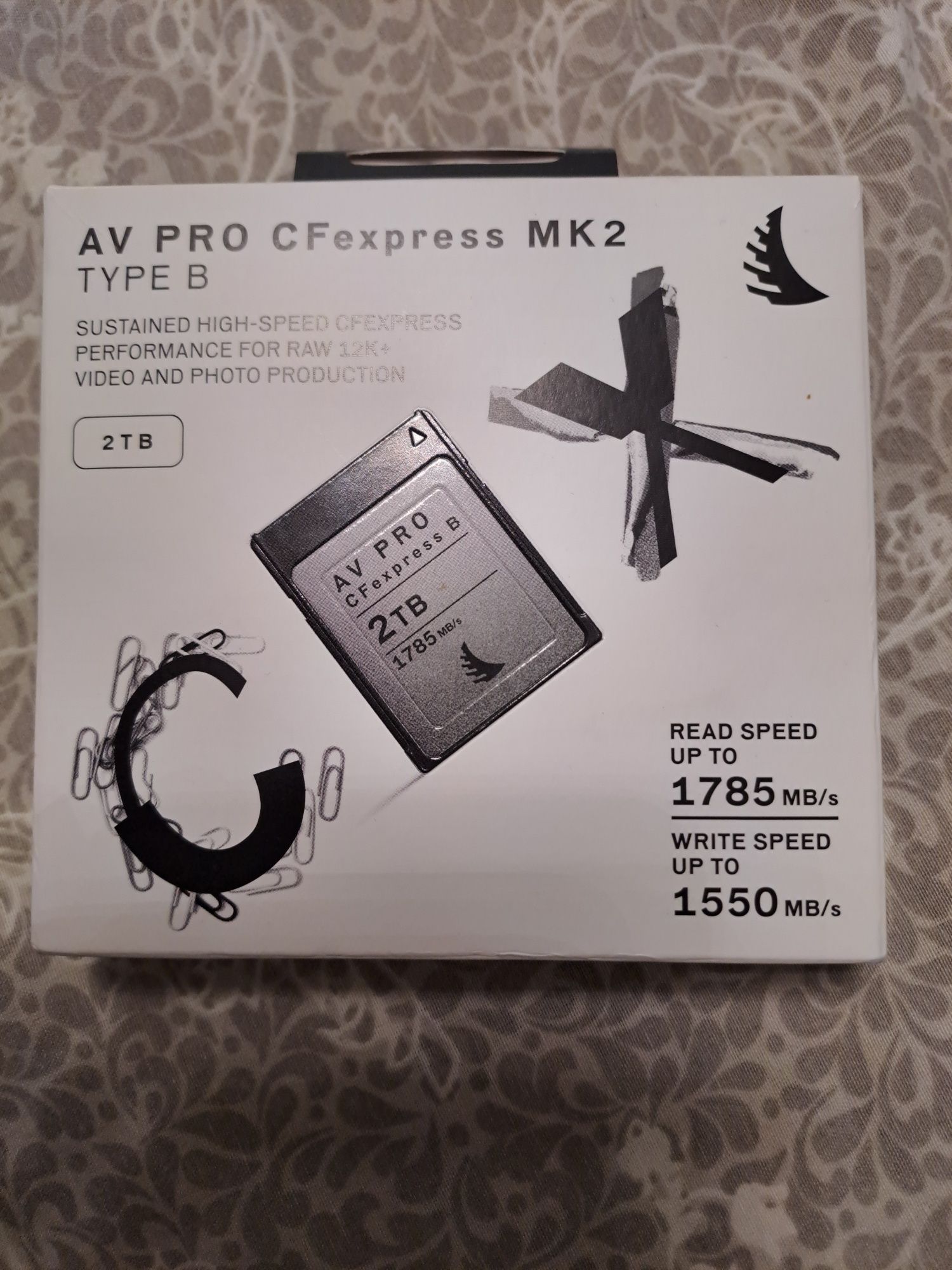 AV pro CFexpress MK2 TYPE B