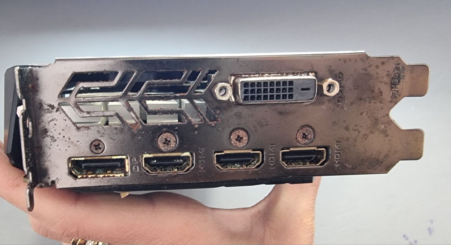 Gigabyte GVN 105 4 gb видеокарта