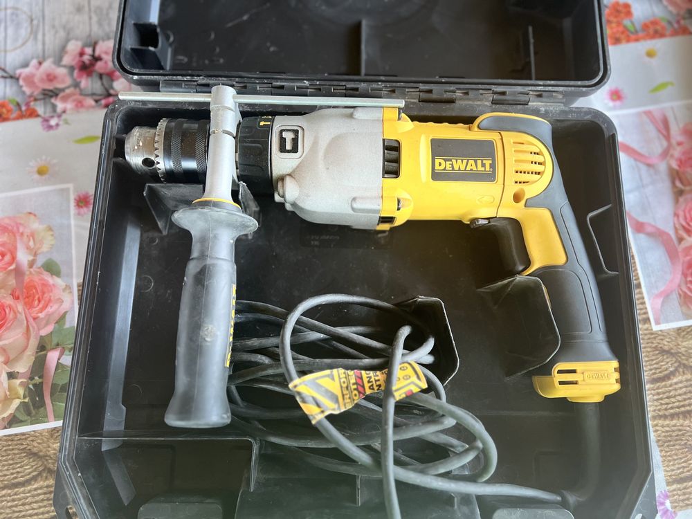 Carota Dewalt import UK (220v)buton defect