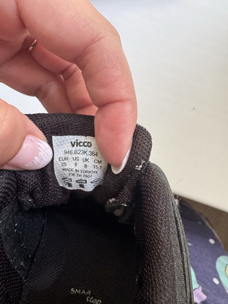 Кроссовки  для мальчиков и девочек vicco