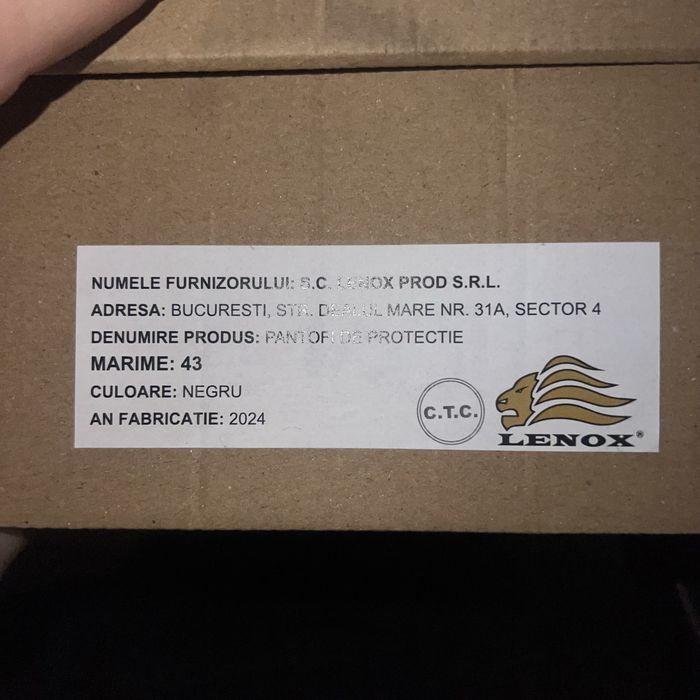 Pantof de protectie cu insertie metalica din piele. Lenox nr.43