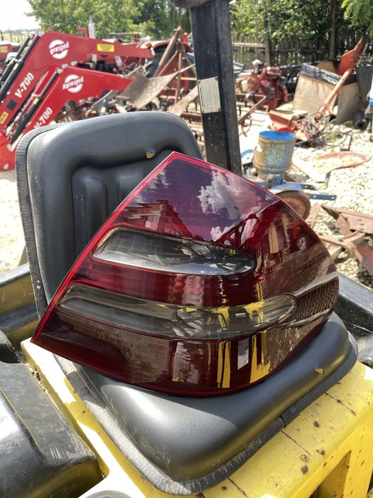 Stop dreapta pentru Mercedes E-class W211 2002-2009, cod A2118200464