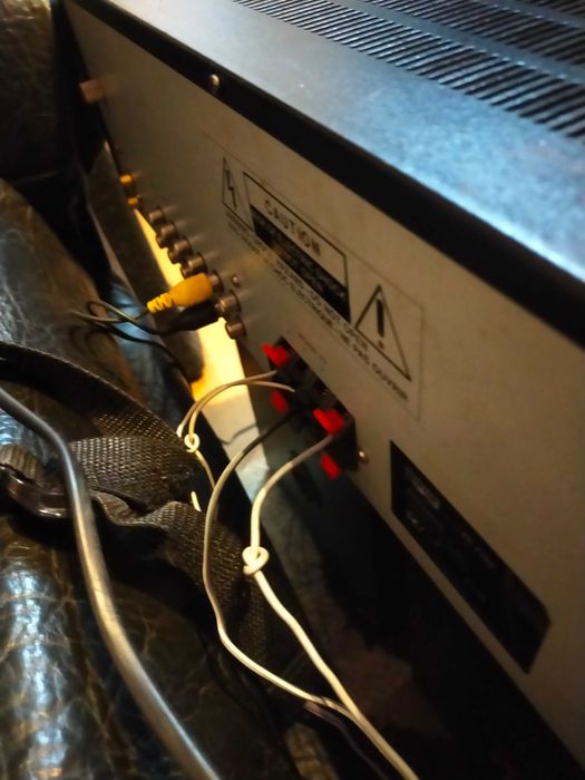 Amplificator ” BESTAR PE ACE + Boxe JAMO Pachet functionale