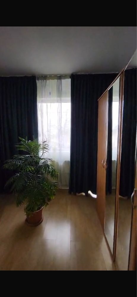 Inchiriez camera