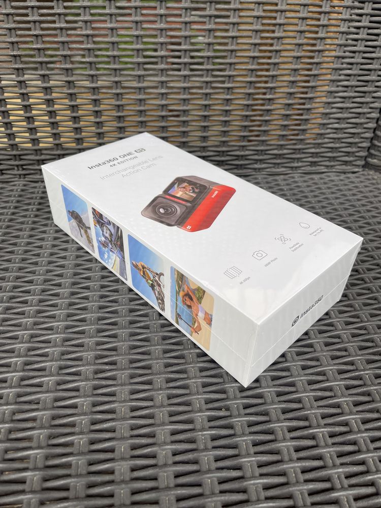 Чисто Нова Insta360 ONE RS 4K Edition екшън камера
