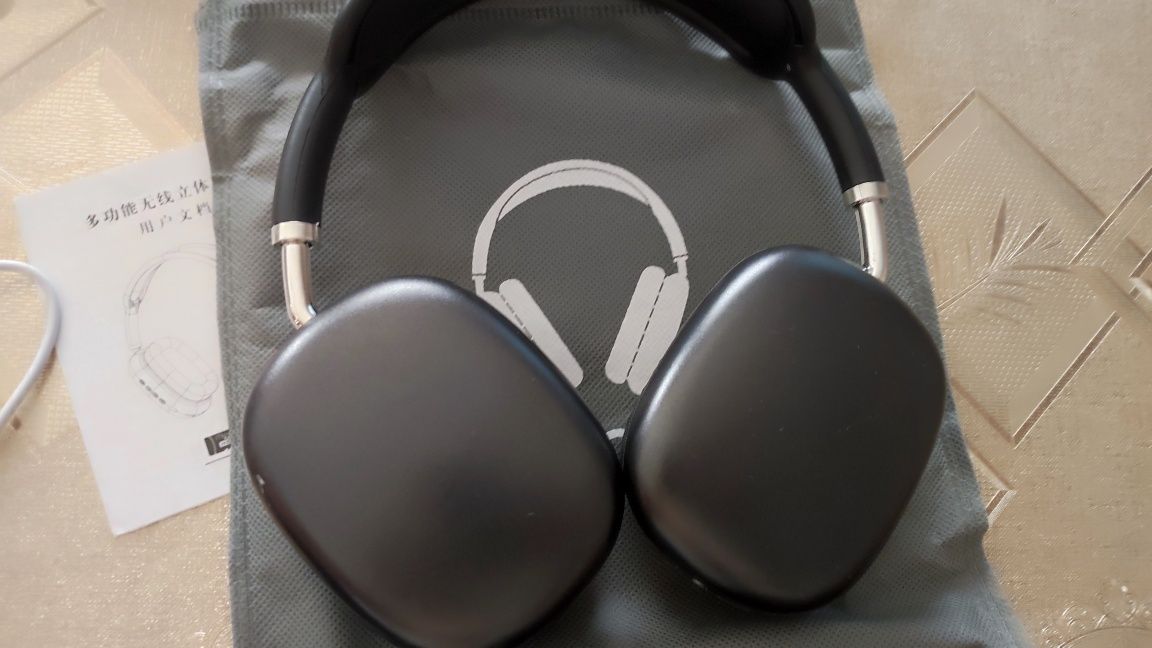 P9 PLUS Naushnik