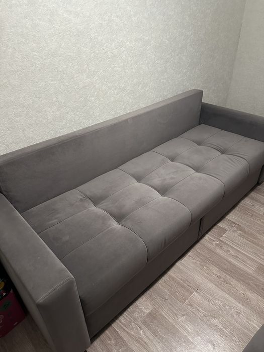 Продается срочно диван
