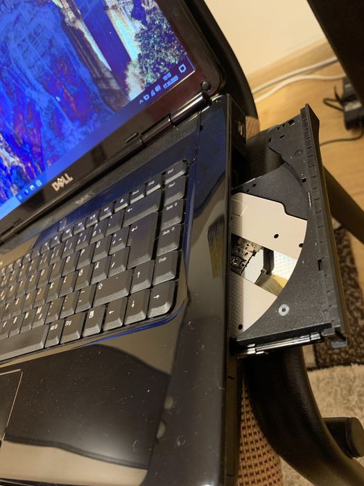 Laptop Dell Inspiron 1545 Intel/ATI Mobility Radeon HD