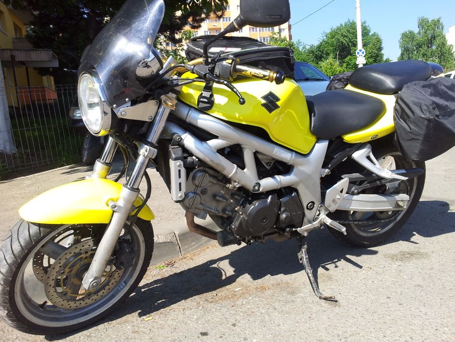 Motocicleta motociclu Suzuki SV650 naked inmatriculata