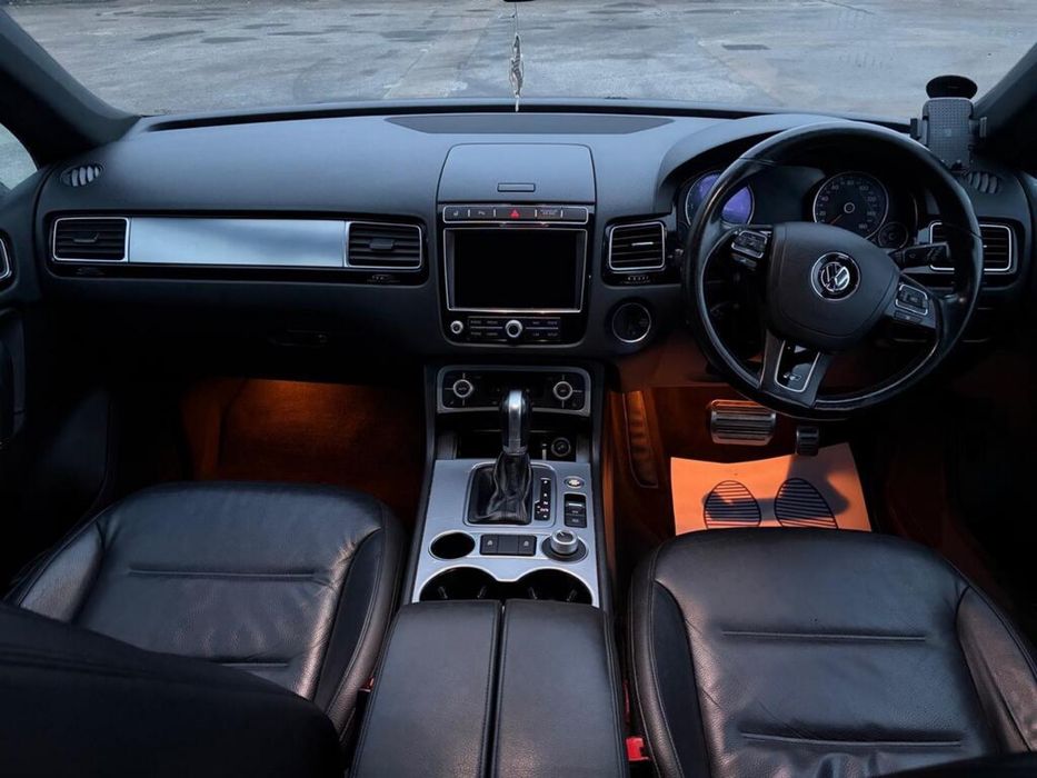 Dezmembrez Volkswagen Touareg 7p Facelift