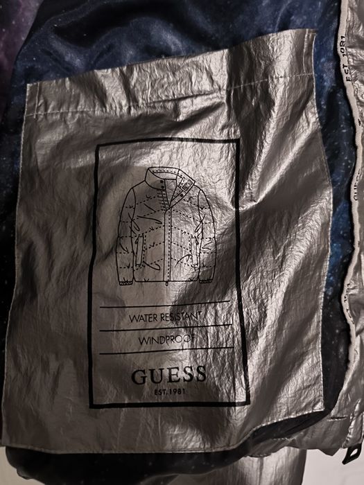 Мъжко зимно яке ,, Guess"