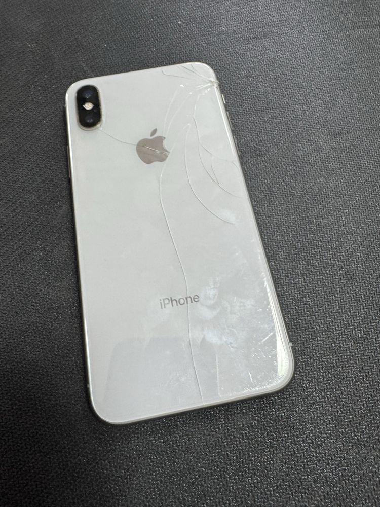 iPhone X 64gb - с дефект