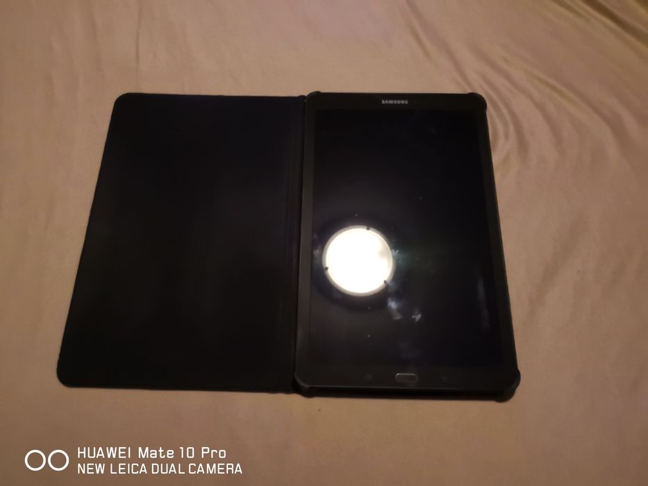 Tаблет  Samsung Tab E