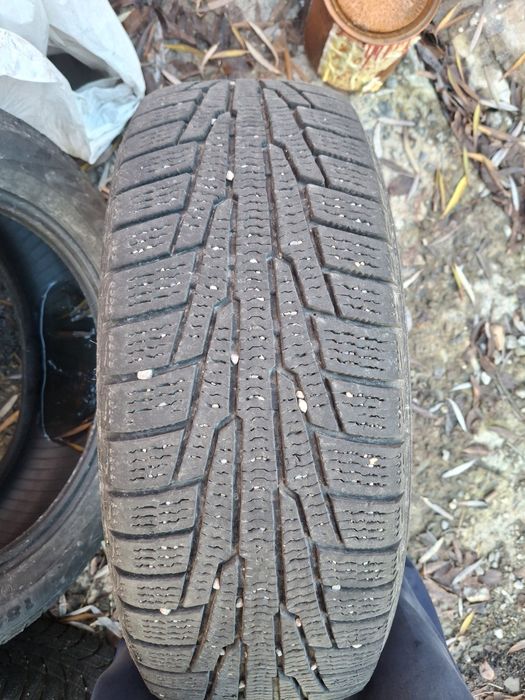 Продам комплекты Резины