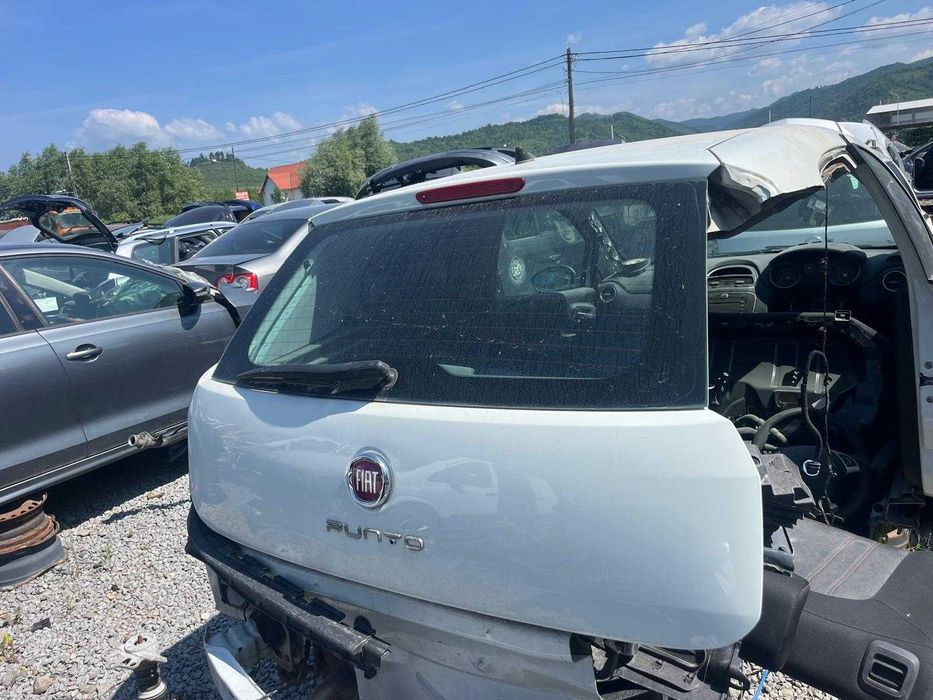 Elemente Caroserie Fiat Frande Punto 2012