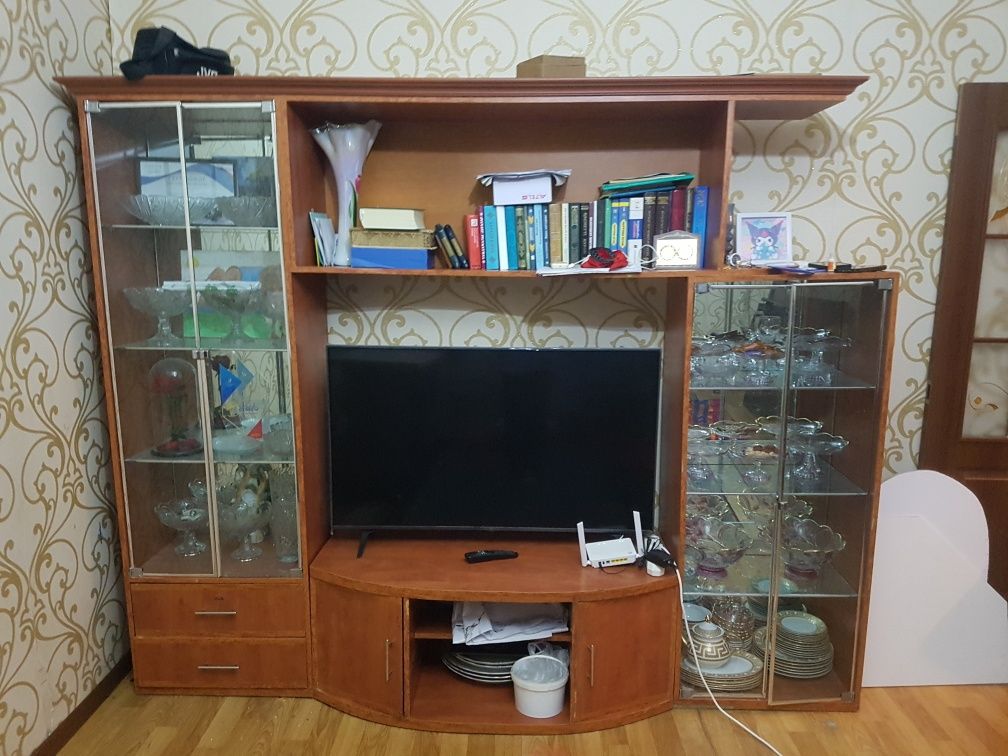 Стенка срочно продам