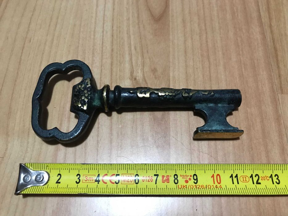 Cheie decorativa tirbuson