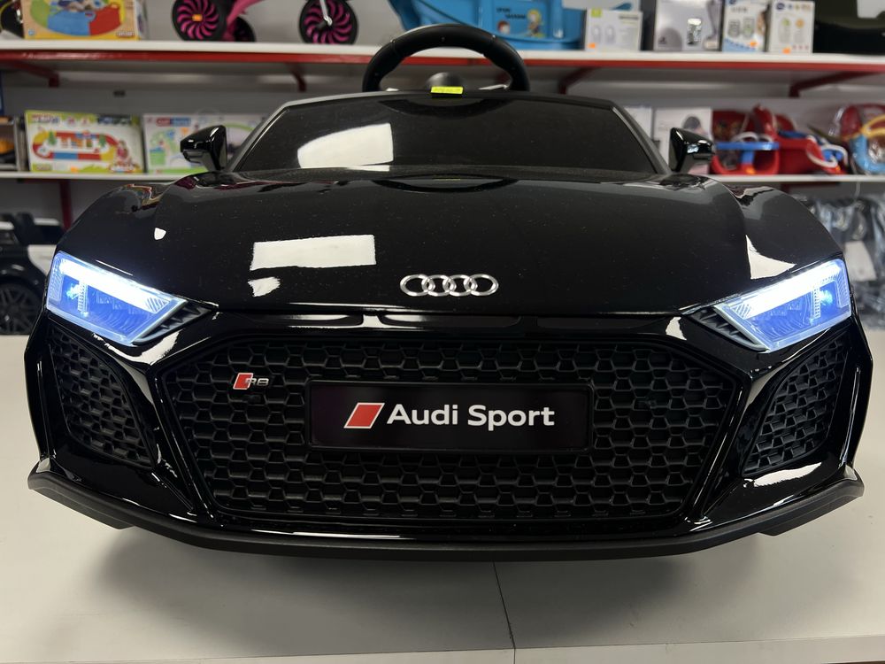 Детска акумулаторна кола Audi R8