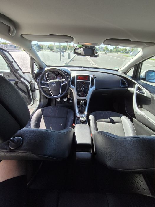 Vand urgent Opel astra j 2013
