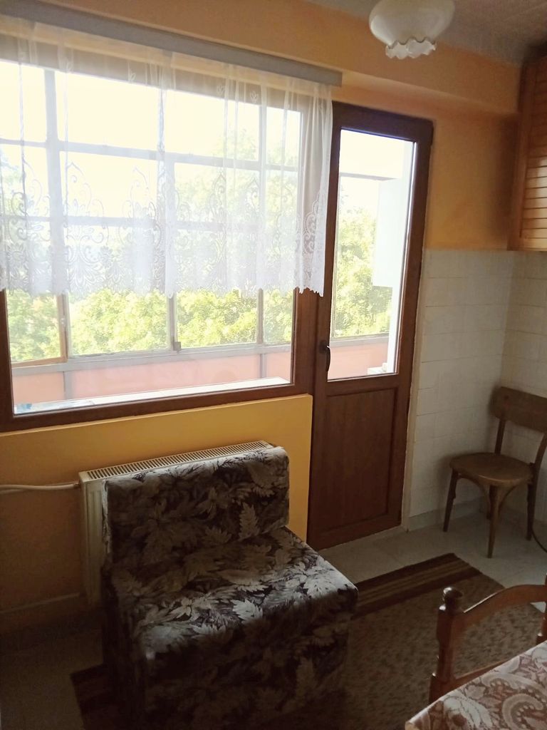 Продава се Двустаен апартамент в Разград, Орел - 64 кв.м за 957 €/кв.м - Снимка #15