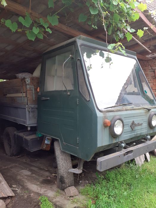 Vând Multicar M25.