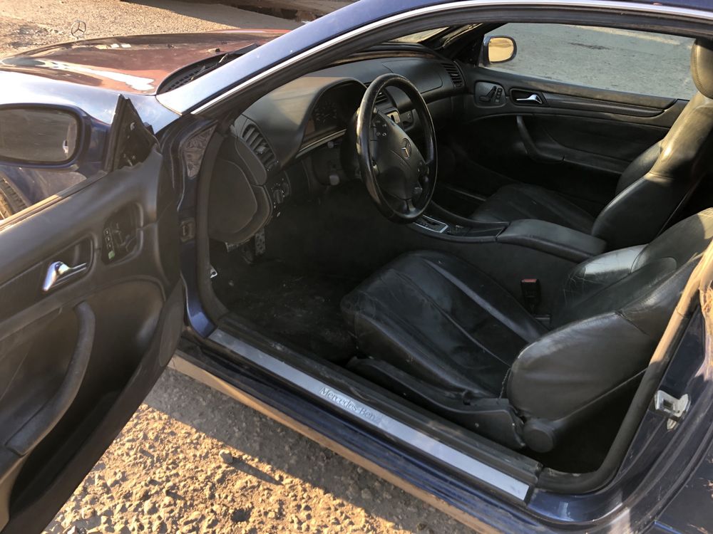 Mercedes CLK W208 230 kompresor На Части