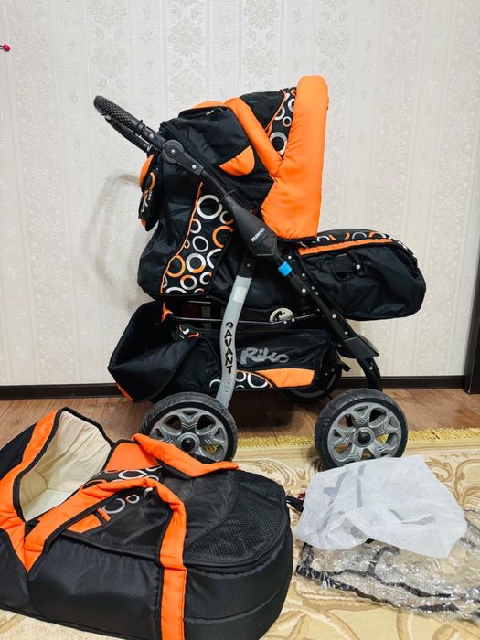 Продам детскую коляску