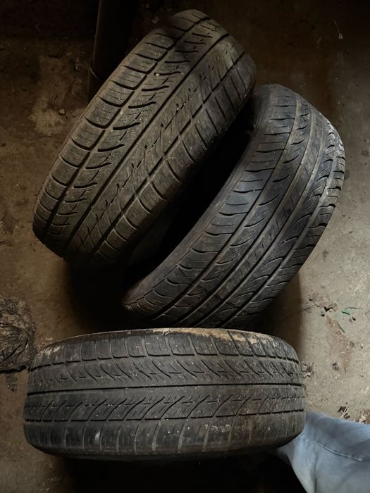 Продам шины R16 205/60 летние