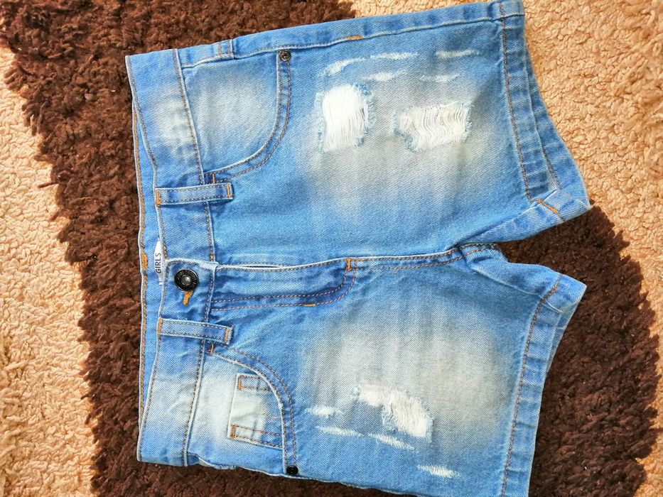 Cămașă și pantaloni scurți fetite