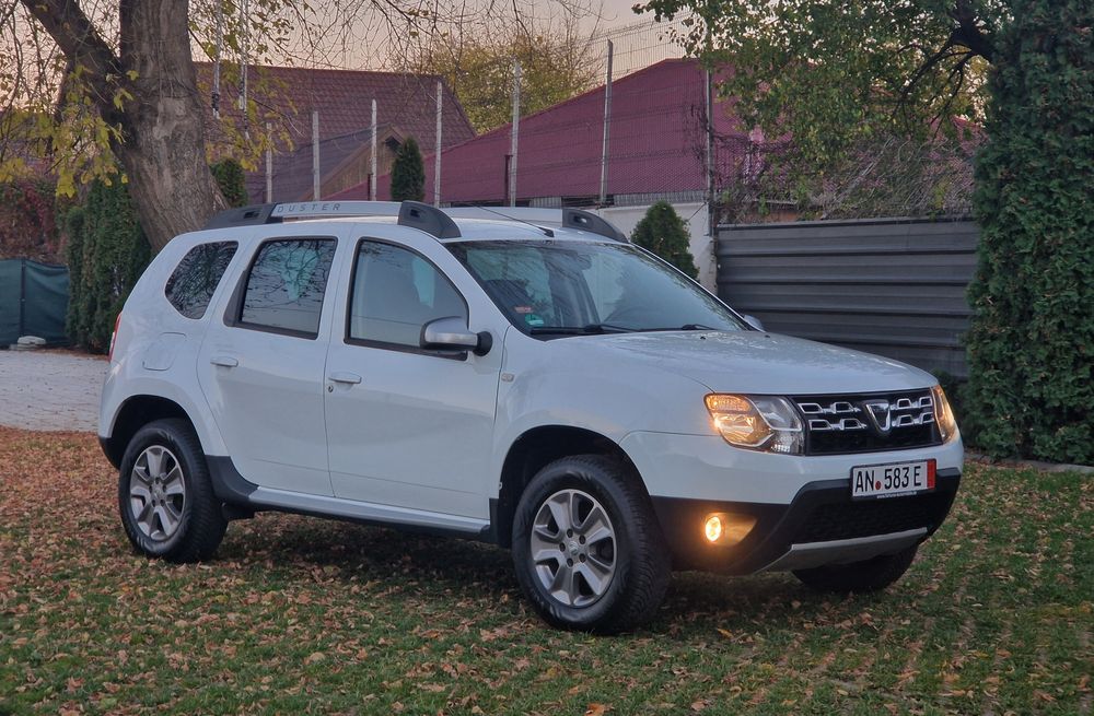 Duster PRESTIGE * motor clasic 1.6 benzină+GPL fabrică * CarVertical