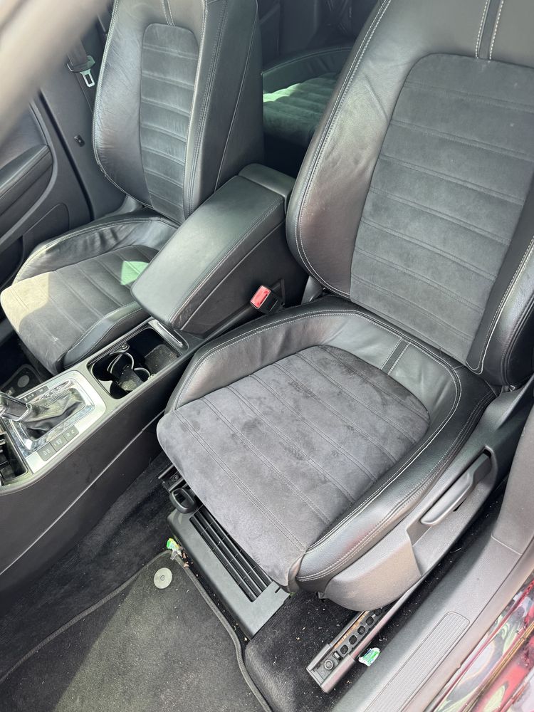 Interior scaune scaun piele cu alcantara vw passat CC impecabil.