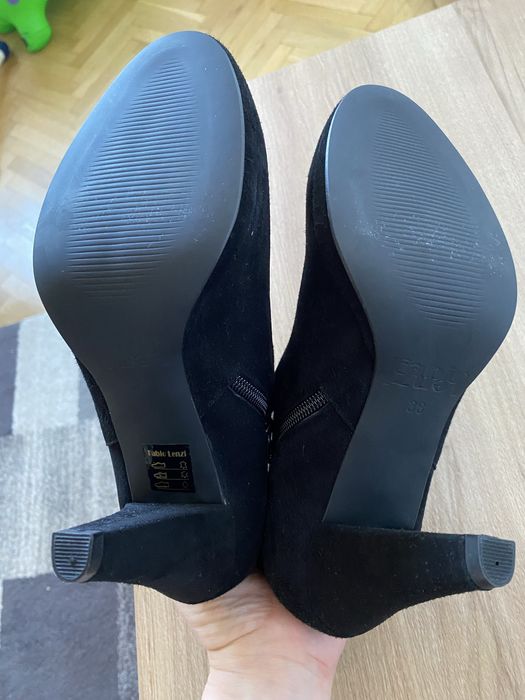 Botine piele intoarsa 38