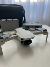 Drona Dji mini 2 fly more combo