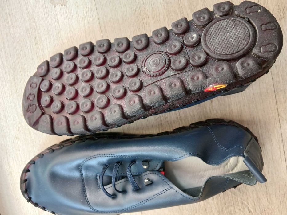 Нови ортопедични меки обувки  номер 45