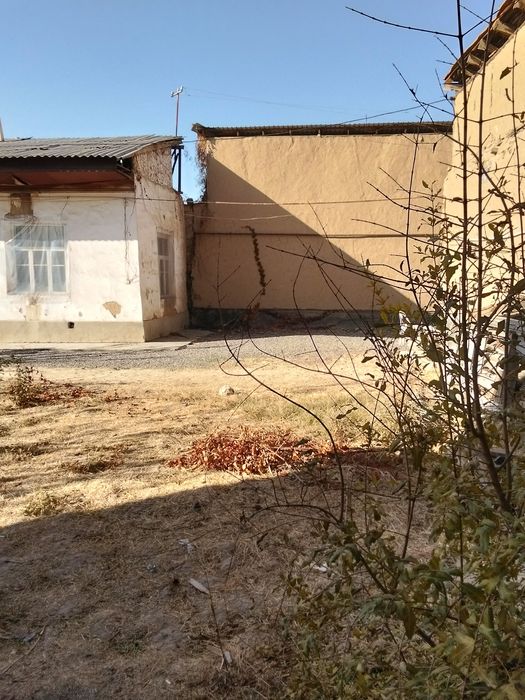 Yer sotiladi Xasanboy