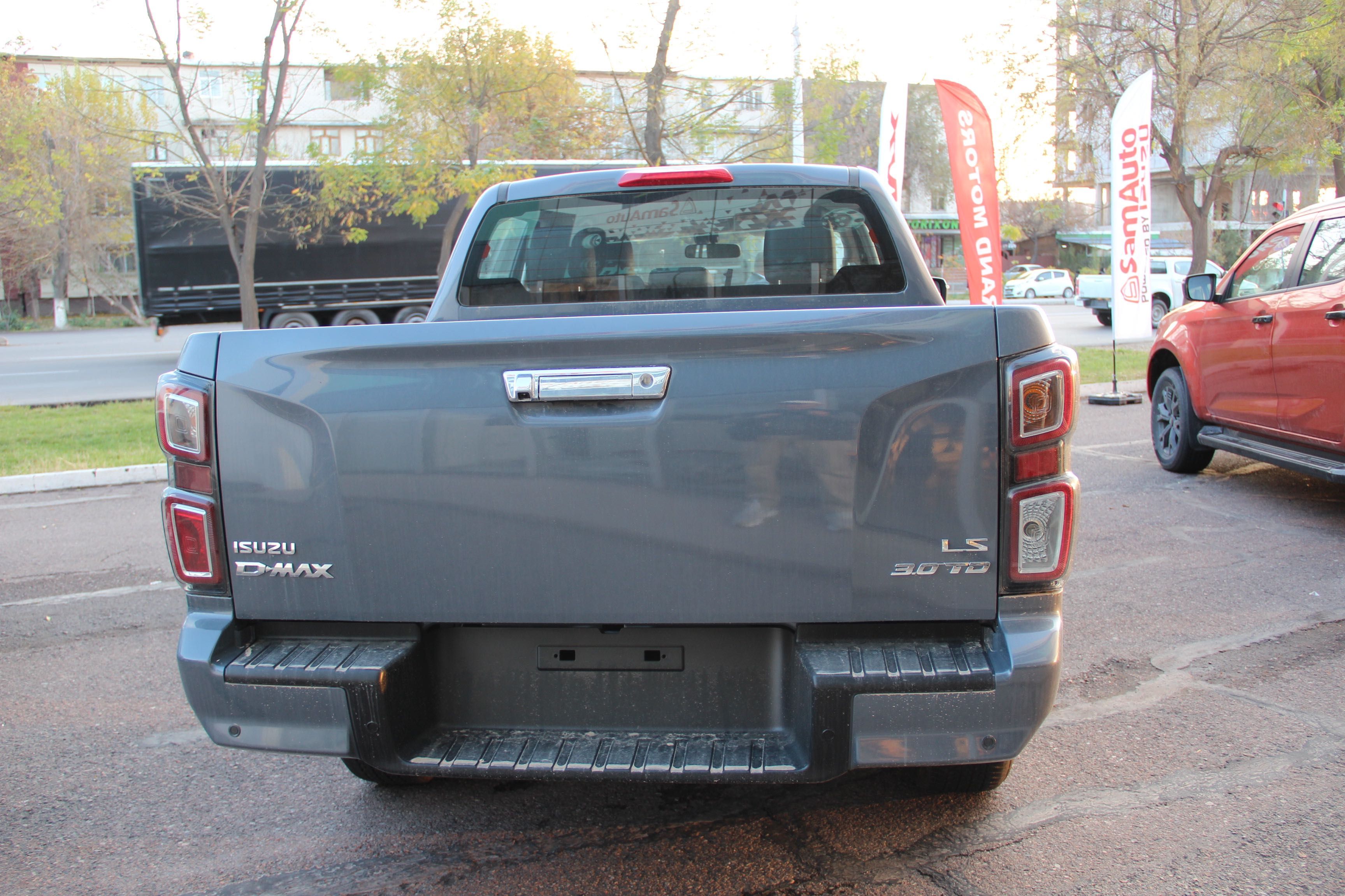 D-MAX Oksus STD Isuzu