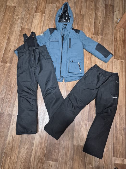 Продам зимний  комбинезон на мальчика