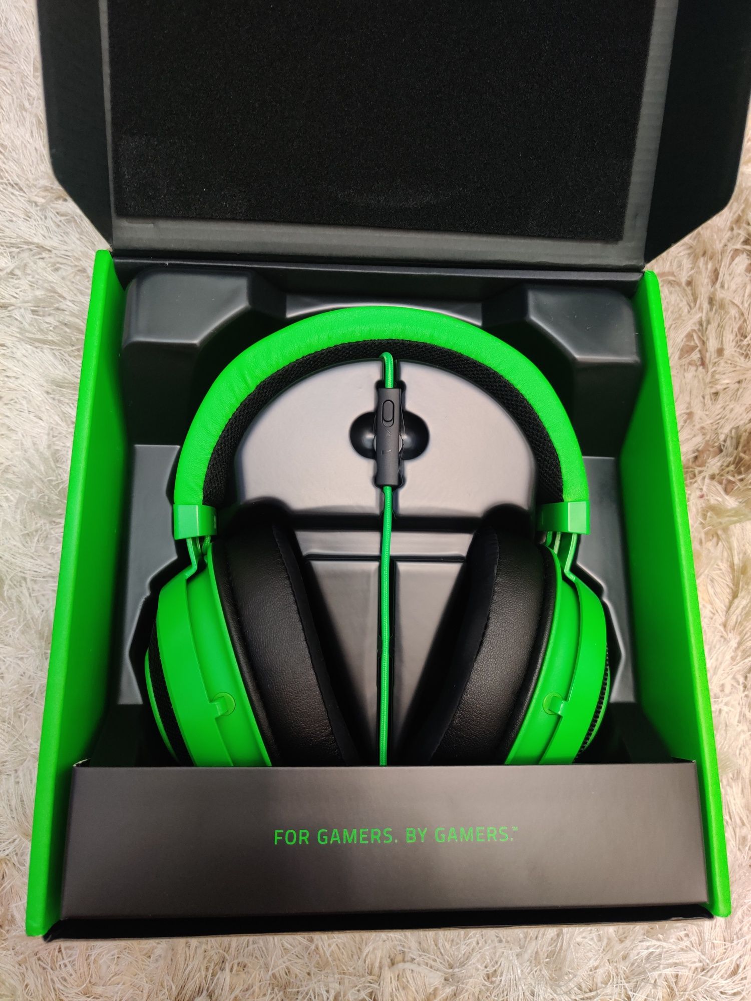 Razer Kraken GREEN – 7.1 Surround Sound