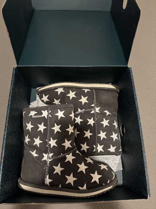 Туристически обивки Emu Australia