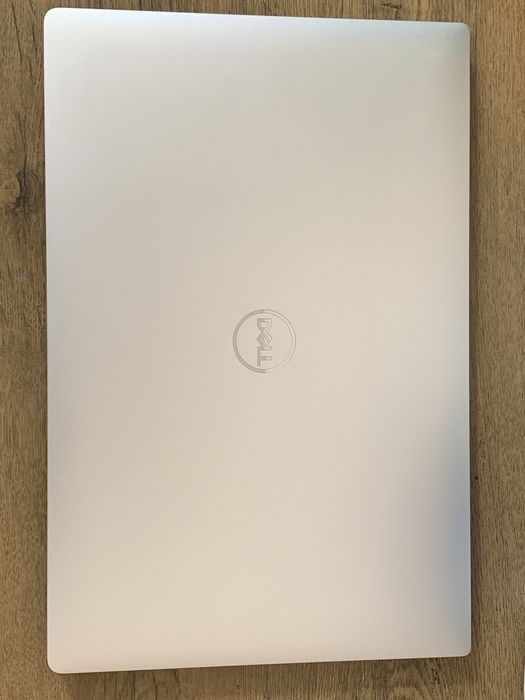 Dell 9570 XPS i7