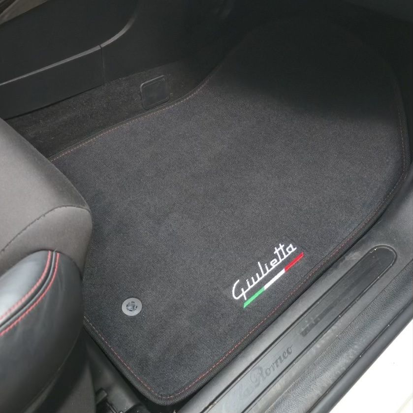 Стелки за Alfa Romeo Giulietta след 2010