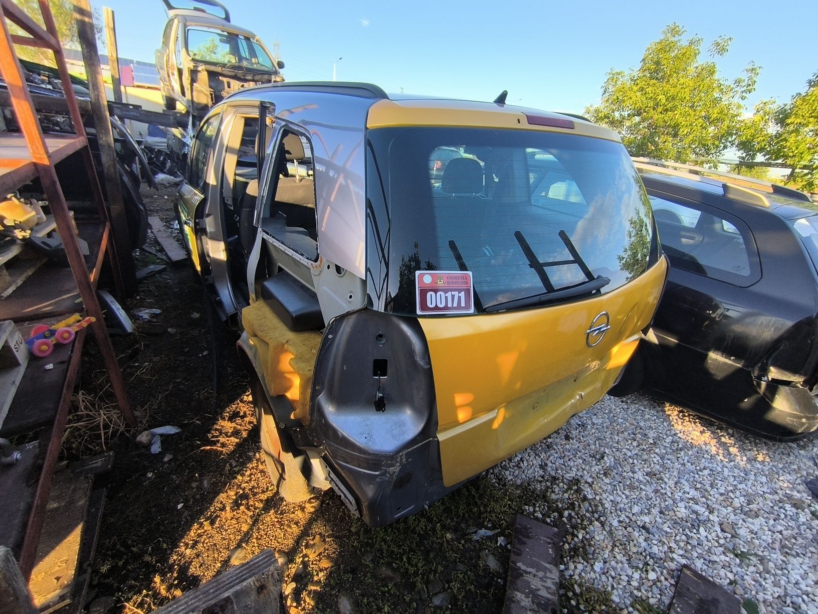Opel Zafira B 1.6 94к.с. НА ЧАСТИ